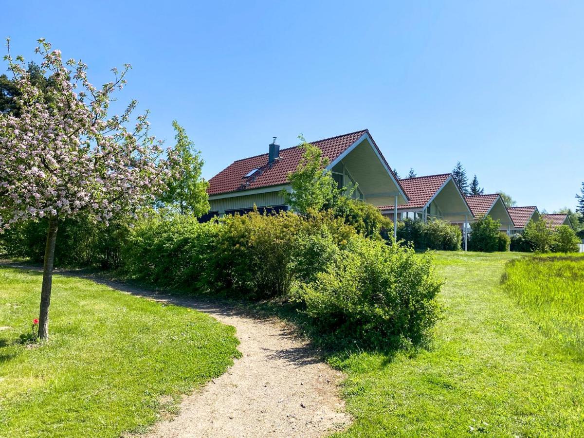Ferienhaus Wiesengefluester W10 - Mit Sauna, Kamin Und Garten Robel Bagian luar foto