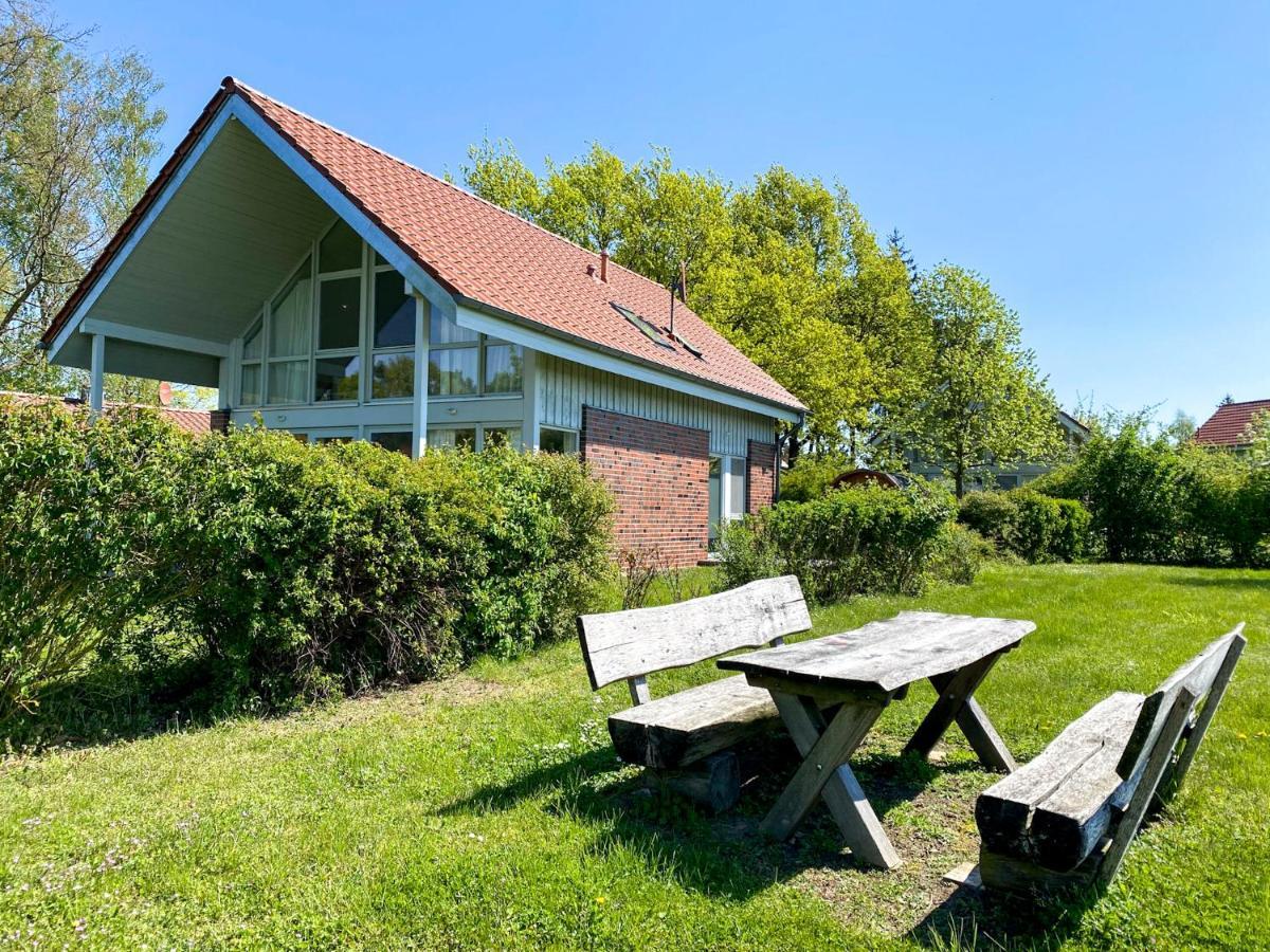 Ferienhaus Wiesengefluester W10 - Mit Sauna, Kamin Und Garten Robel Bagian luar foto